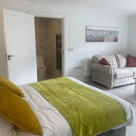 St Columbs House 5*
