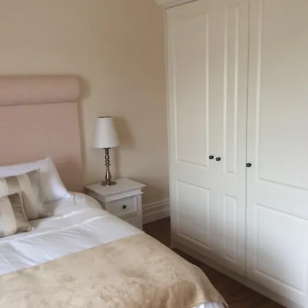 St Columbs House Bed & Breakfast