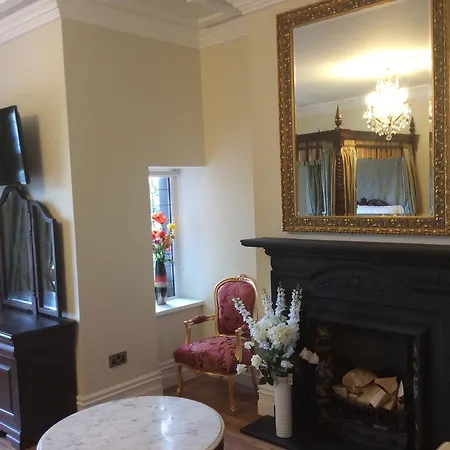 St Columbs House Bed & Breakfast Buncrana